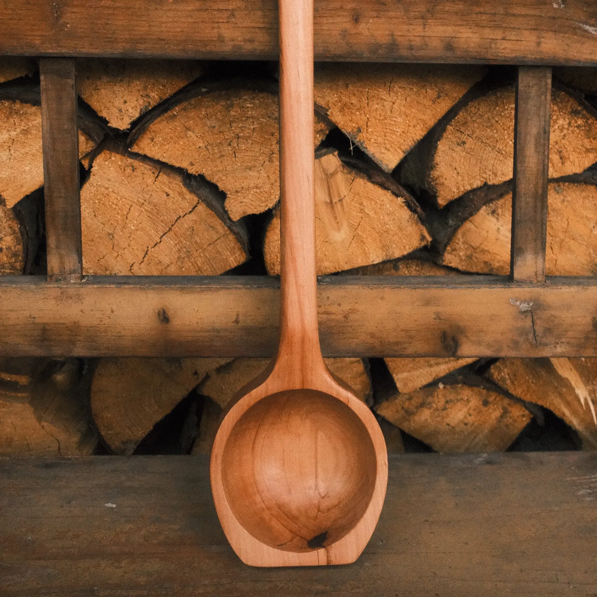 [LOY12] Aromen Aufguss Ladle – Pear Wood (200 ml)